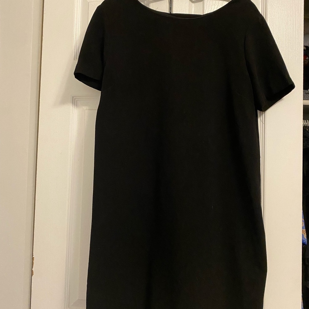 NORDSTROM shift dress with peek-a-boo back